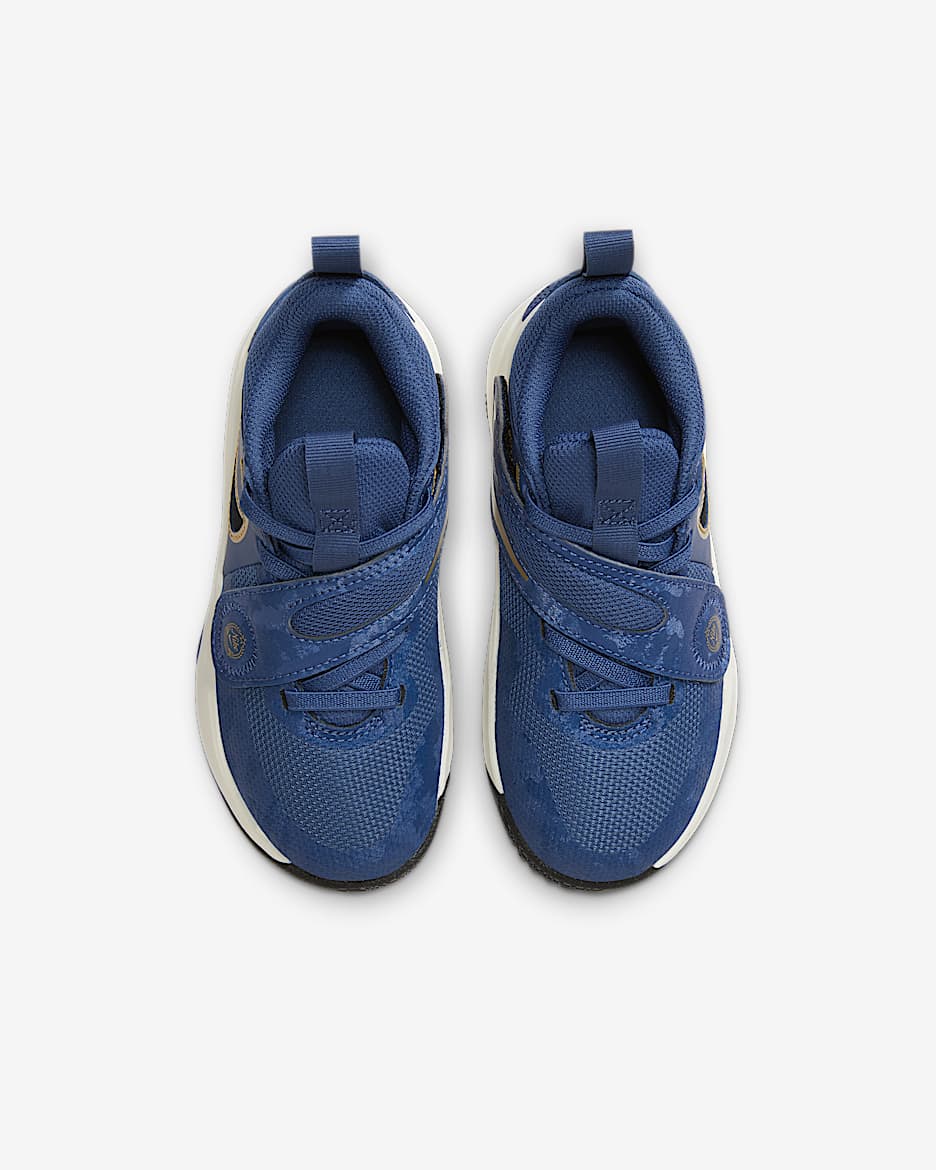 Nike Team Hustle D 11 Younger Kids Shoes Blue